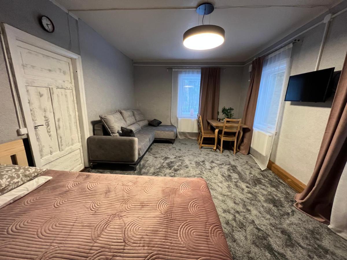 Arjola Apartment *